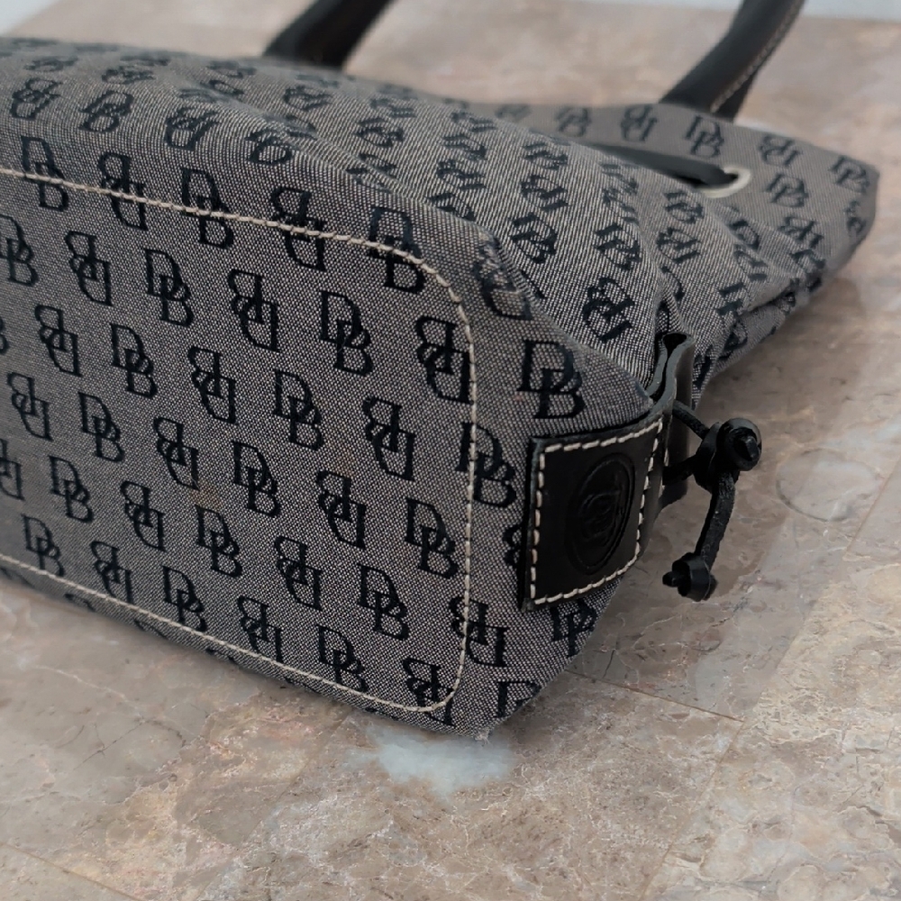 Vintage Dooney & Bourke Purse - Picture 5 of 12